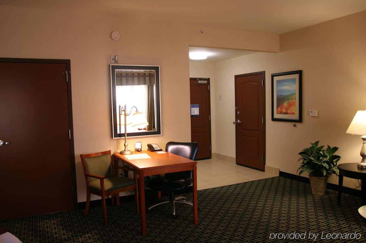 Hampton Inn & Suites Ridgecrest Habitación foto